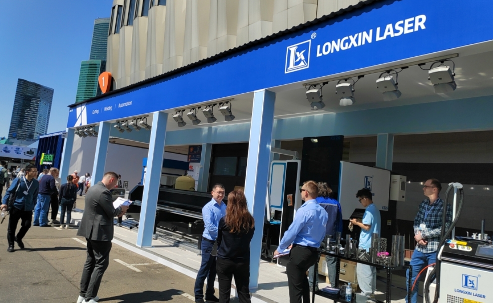 全球亮相丨隆信激光五月步履鏗鏘，未來可期！